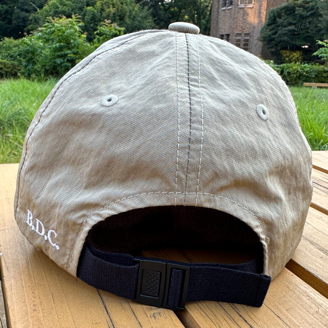 UNISEX POINT CAP 01〈ポイントキャップ01_ベージュ〉