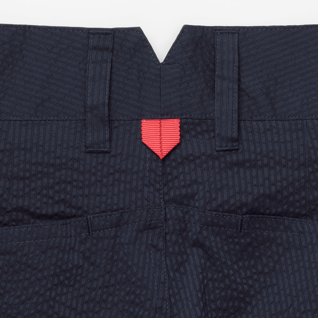 WOMEN
Yukino KIKUMA
"Copsule Collection"
SHORTPANTS
〈"Yukino KIKUMA"ショートパンツ_ネイビー〉