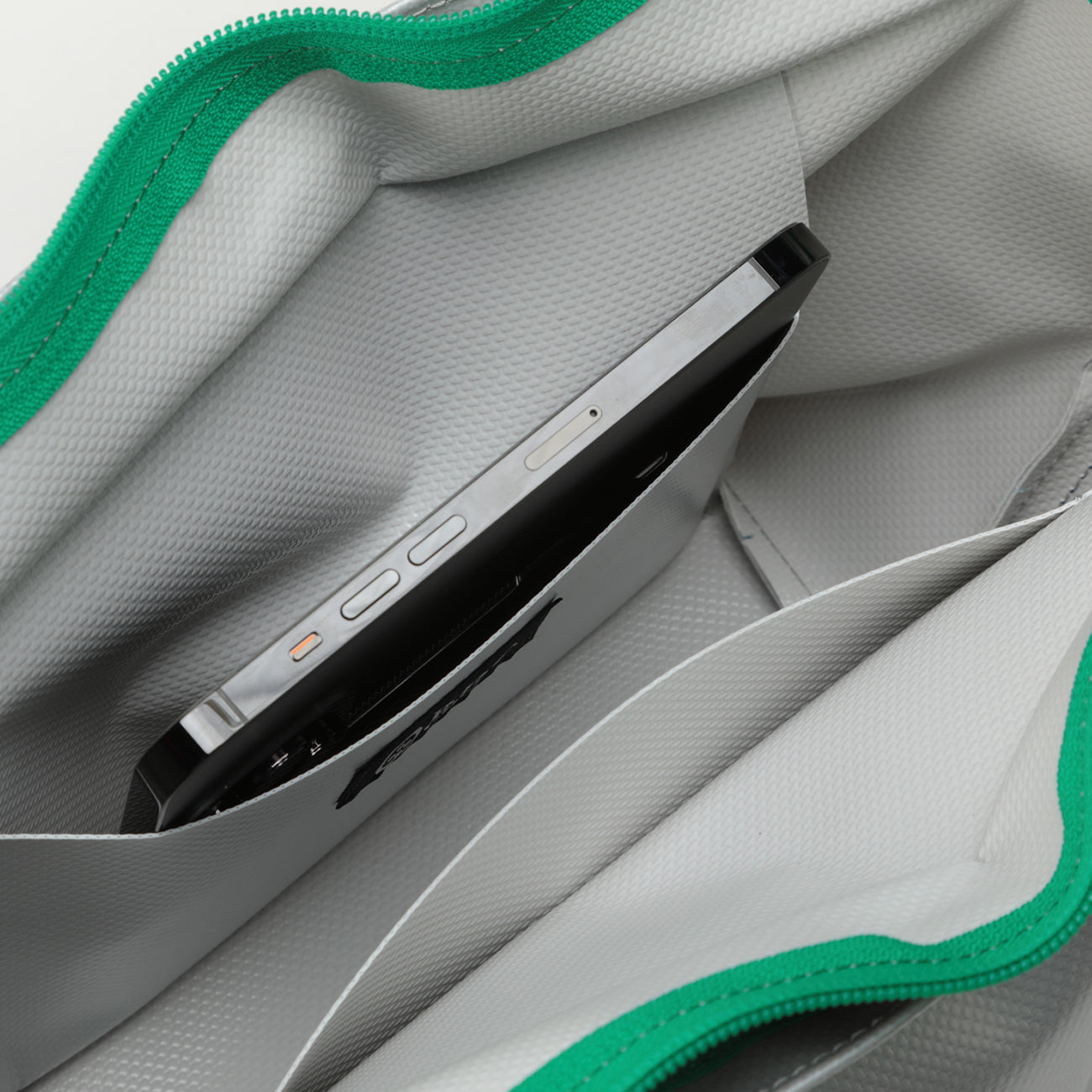 PAULIN CART BAG 〈カートバッグ_シルバー〉